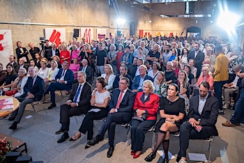 Prachensky Art Opening